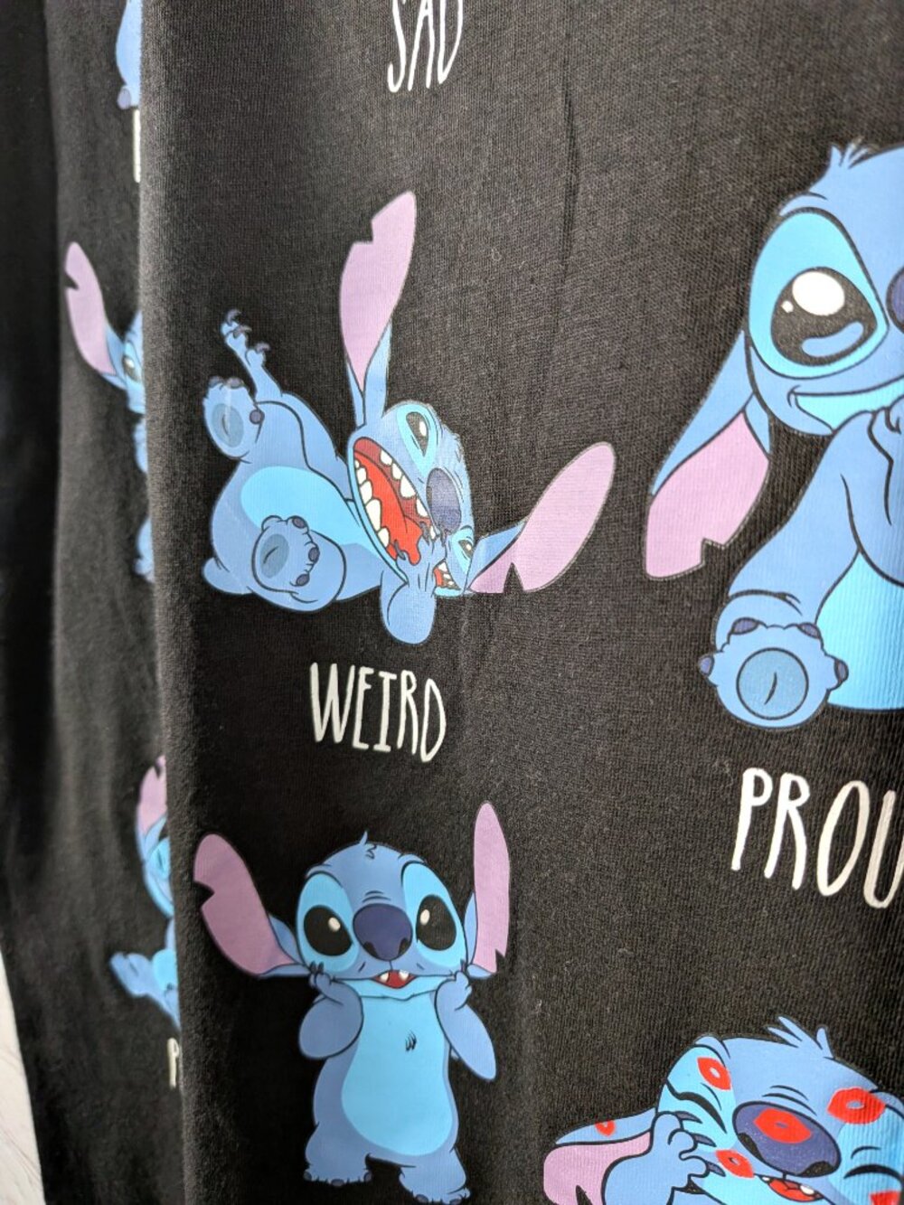 Disney Stitch Cosmic Moods Black Graphic Tee XL - Picture 3 of 5